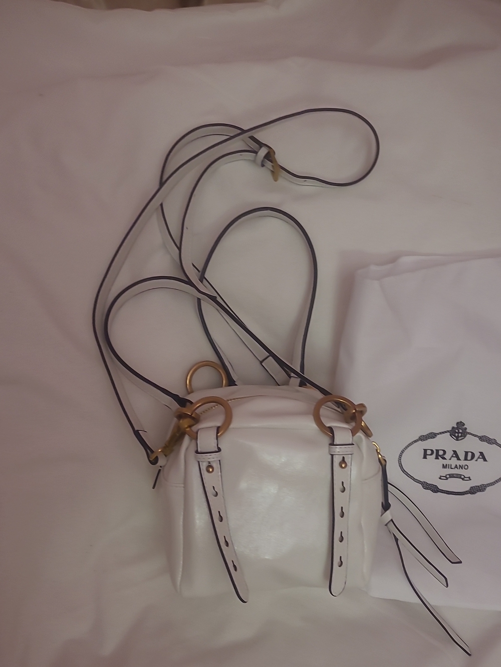 Crossbody Handbag - Picture 3 of 9